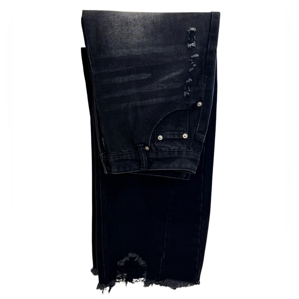 Black Barrel Jeans - Size 30 - Chic & Distressed